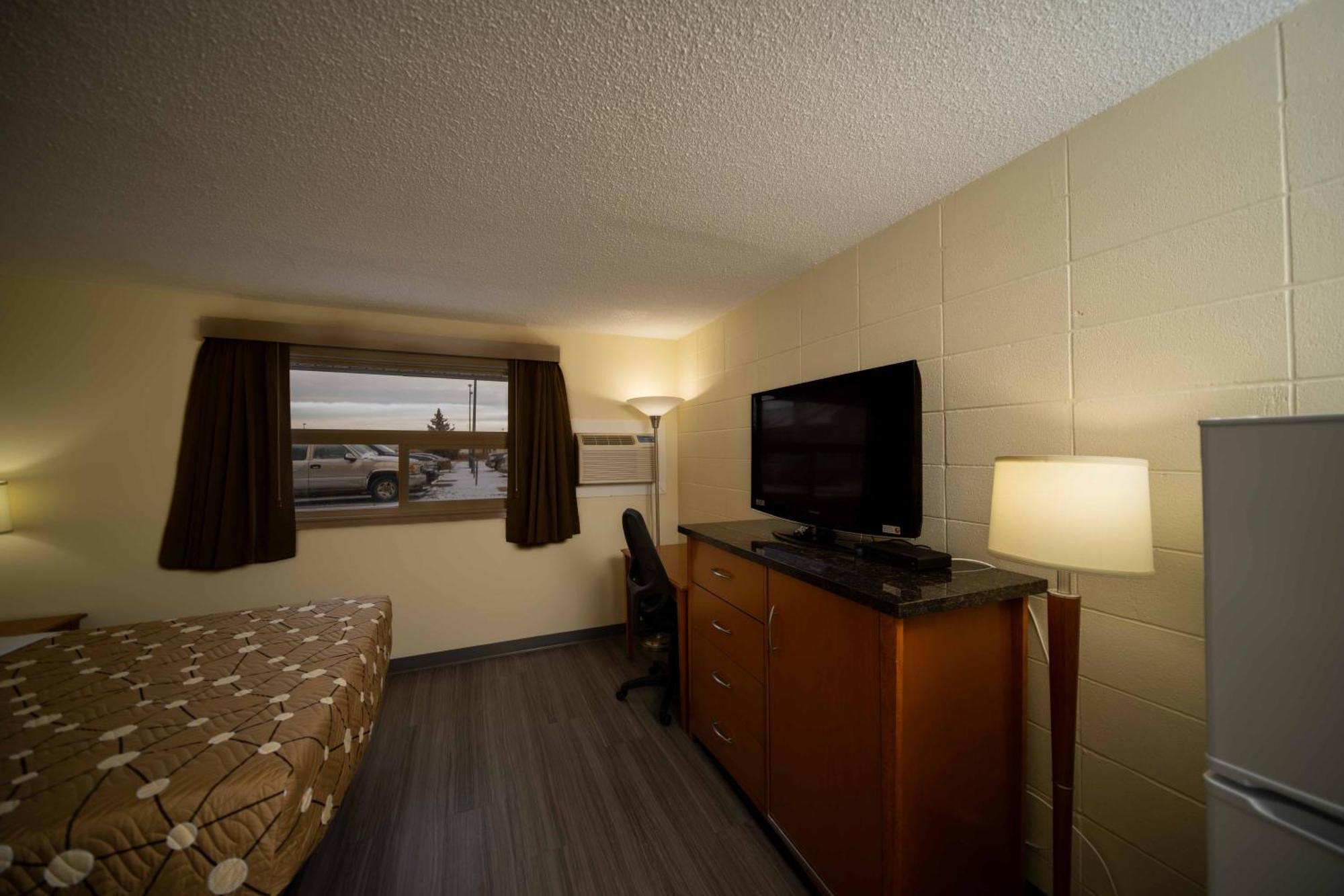 Northern Lights Inn Fort St. John Εξωτερικό φωτογραφία