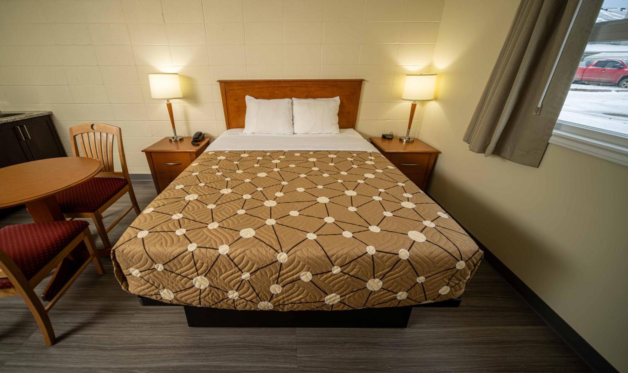 Northern Lights Inn Fort St. John Εξωτερικό φωτογραφία