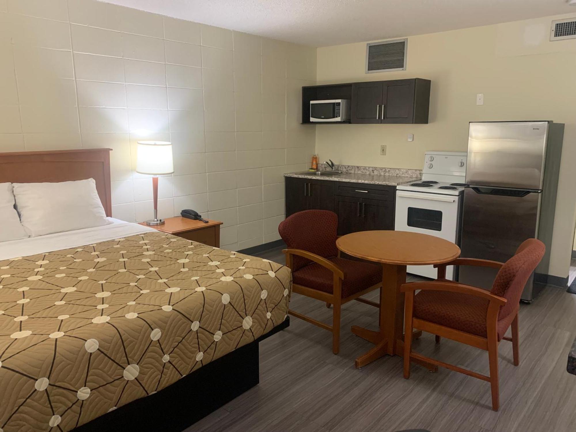 Northern Lights Inn Fort St. John Εξωτερικό φωτογραφία